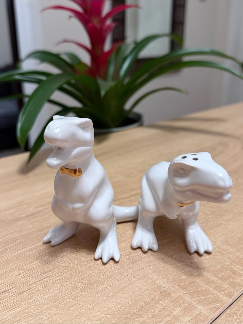 Cute kawaii Dinosaur Bow tie Salt & Pepper Shakers whimsical kitchen decor